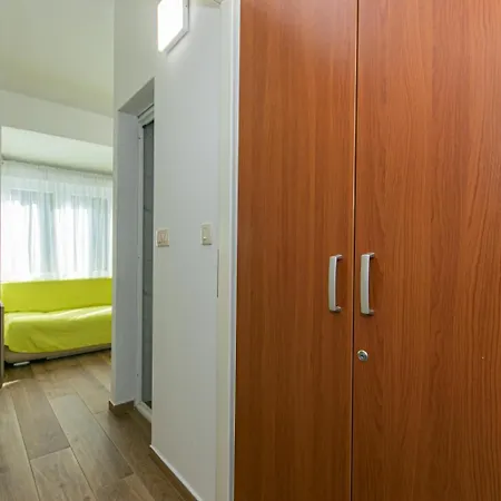 In With Sea View, Terrace, Air Conditioning, Wifi 4992-3 Apartment